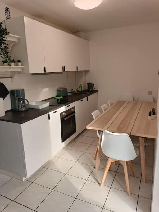 Comfortable Apartment With Balcony Bochum Exterior foto